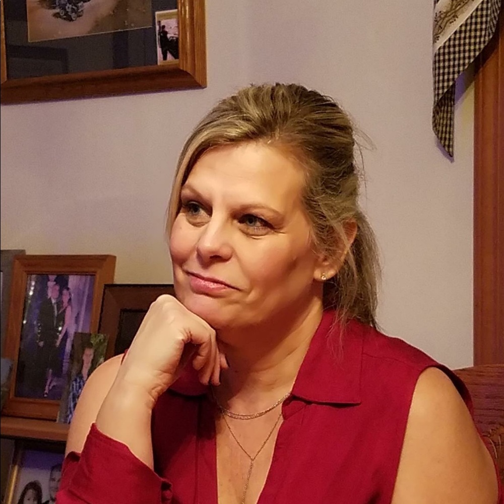 Meet your Posher, Connie